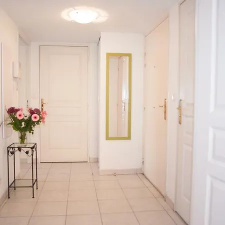 Palais Alexandra Apartment